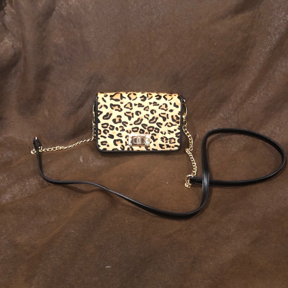 ***FREE w/ any purchase**Animal Print Purse